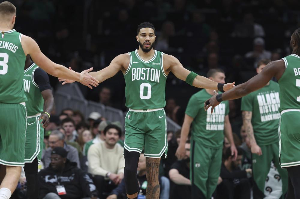 的前场球员 的前场球员